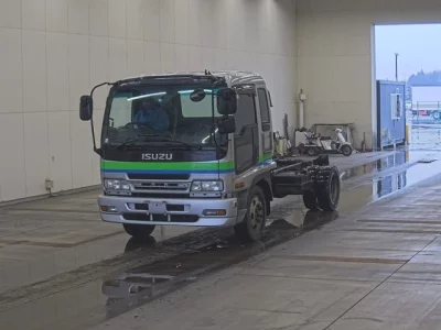 Isuzu FORWARD  с аукциона в Японии
