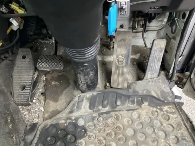 Isuzu FORWARD  с аукциона в Японии