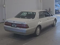 Toyota CROWN лот № 20095 оценка 3.5  с аукциона в Японии 1