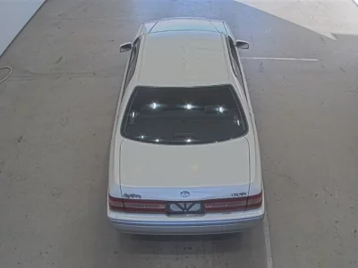 Toyota CROWN  с аукциона в Японии
