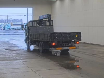 Isuzu FORWARD  с аукциона в Японии