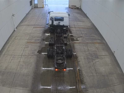 Isuzu FORWARD  с аукциона в Японии