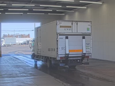 Isuzu FORWARD  с аукциона в Японии