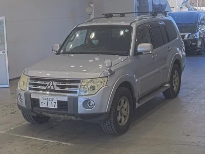 Mitsubishi PAJERO  с аукциона в Японии