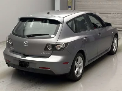 Mazda AXELA  с аукциона в Японии