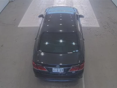 Toyota CROWN  с аукциона в Японии