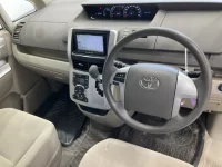 Toyota NOAH лот № 20142 оценка 3.5  с аукциона в Японии 3