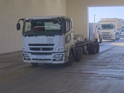 Mitsubishi SUPER GREAT  с аукциона в Японии