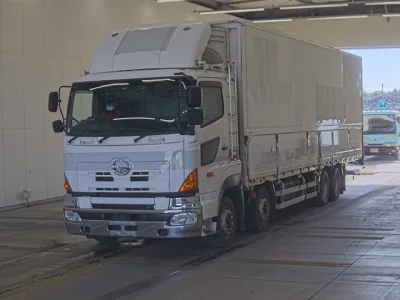 Hino TRUCK