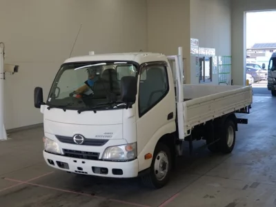 Hino DUTRO  с аукциона в Японии