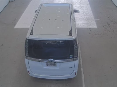 Toyota VOXY  с аукциона в Японии