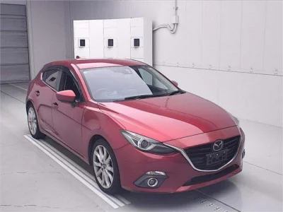 Mazda AXELA  с аукциона в Японии