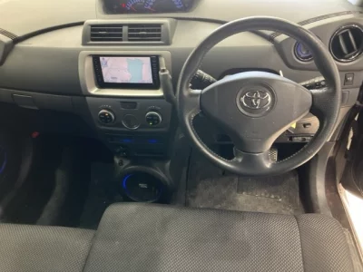 Toyota BB  с аукциона в Японии