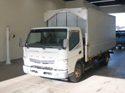Mitsubishi CANTER  с аукциона в Японии