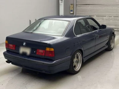 BMW 5-Series  с аукциона в Японии