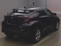 Toyota C-HR лот № 70003 оценка 4  с аукциона в Японии 1