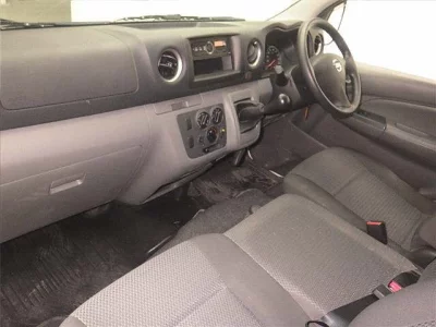 Nissan CARAVAN VAN