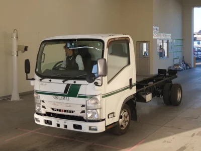 Isuzu ELF