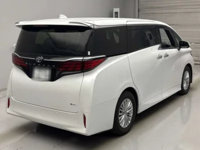 Toyota ALPHARD  с аукциона в Японии