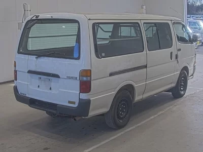 Toyota HIACE VAN  с аукциона в Японии
