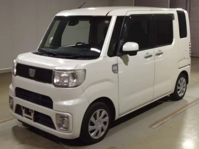 Daihatsu WAKE  с аукциона в Японии