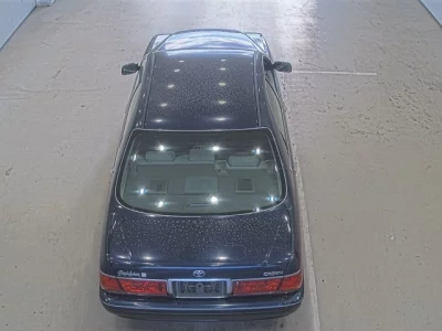Toyota CROWN  с аукциона в Японии