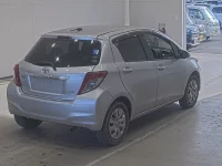 Toyota VITZ лот № 20199 оценка RB  с аукциона в Японии 1