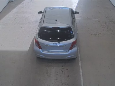 Toyota VITZ  с аукциона в Японии