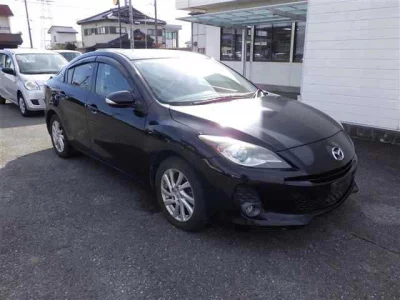 Mazda AXELA  с аукциона в Японии