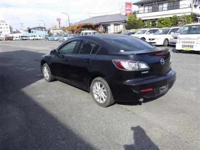 Mazda AXELA  с аукциона в Японии