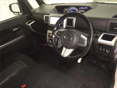 Daihatsu WAKE  с аукциона в Японии