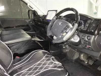 Toyota HIACE лот № 3010 оценка R  с аукциона в Японии 2