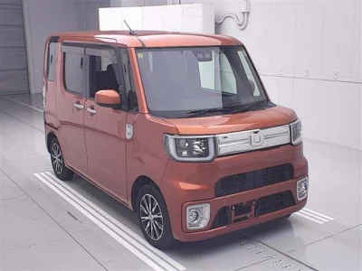 Daihatsu WAKE  с аукциона в Японии