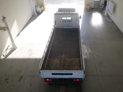 Isuzu ELF  с аукциона в Японии
