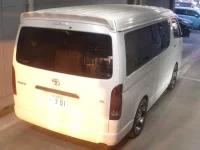 Toyota HIACE лот № 3019 оценка 4  с аукциона в Японии 1