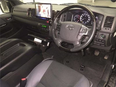 Toyota HIACE VAN  с аукциона в Японии