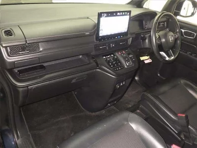 Honda STEP WAGON  с аукциона в Японии