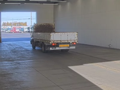 Isuzu FORWARD  с аукциона в Японии