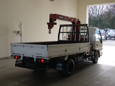 Isuzu ELF  с аукциона в Японии