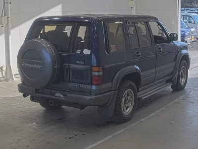Isuzu BIGHORN