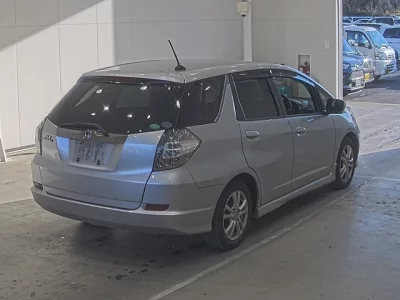 Honda FIT SHUTTLE  с аукциона в Японии