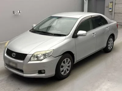 Toyota COROLLA AXIO  с аукциона в Японии