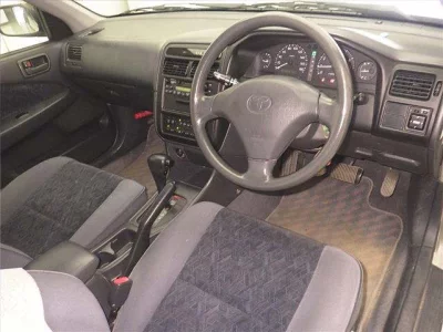 Toyota CARINA  с аукциона в Японии