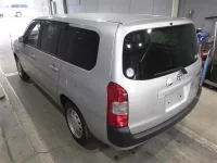 Toyota SUCCEED лот № 3036 оценка 4  с аукциона в Японии 4