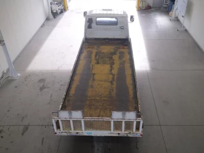 Mazda TITAN  с аукциона в Японии