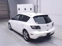 Mazda AXELA лот № 70055 оценка 3  с аукциона в Японии 1