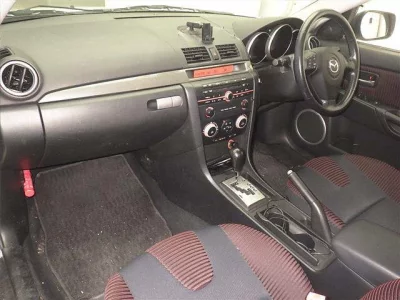 Mazda AXELA  с аукциона в Японии