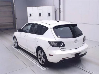 Mazda AXELA  с аукциона в Японии