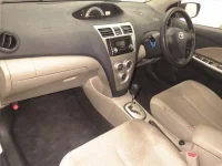 Toyota BELTA лот № 70063 оценка R  с аукциона в Японии 3