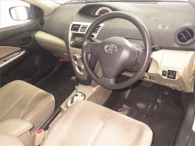 Toyota BELTA  с аукциона в Японии